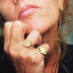 Bagues en argent plaqué or avec formes géométriques ronde et losange aux reliefs Art Déco