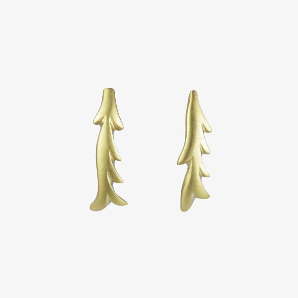 Arracades de plata xapada en or amb disseny inspirat en formes orgàniques.